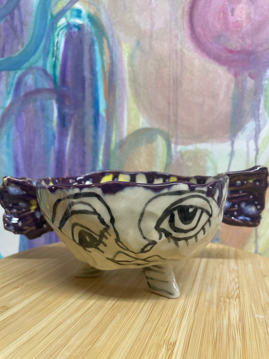 Keramik skål med vinger