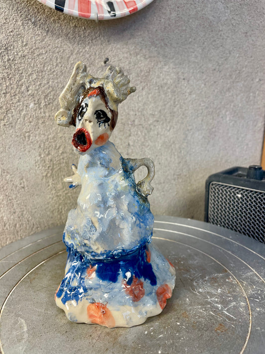 skulptur råber blå toner