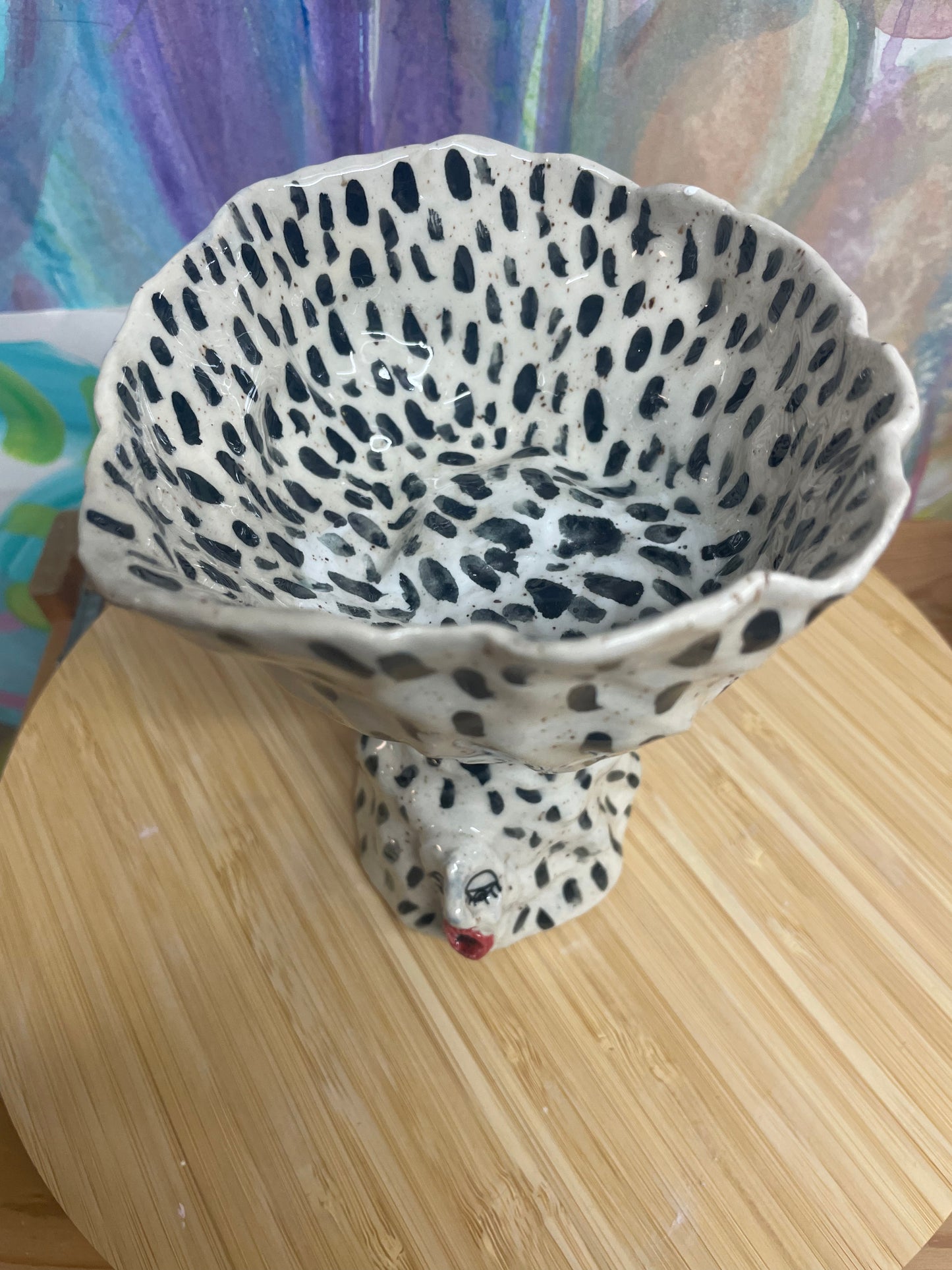 Skål med små ansigter