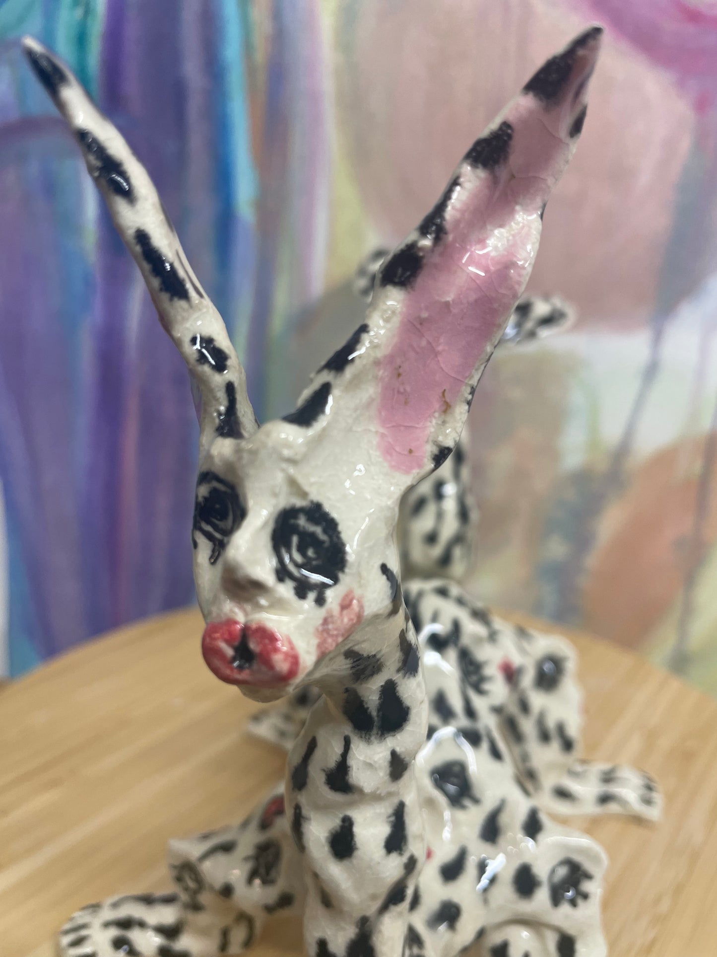 Keramik skulptur “dyret med ansigter”