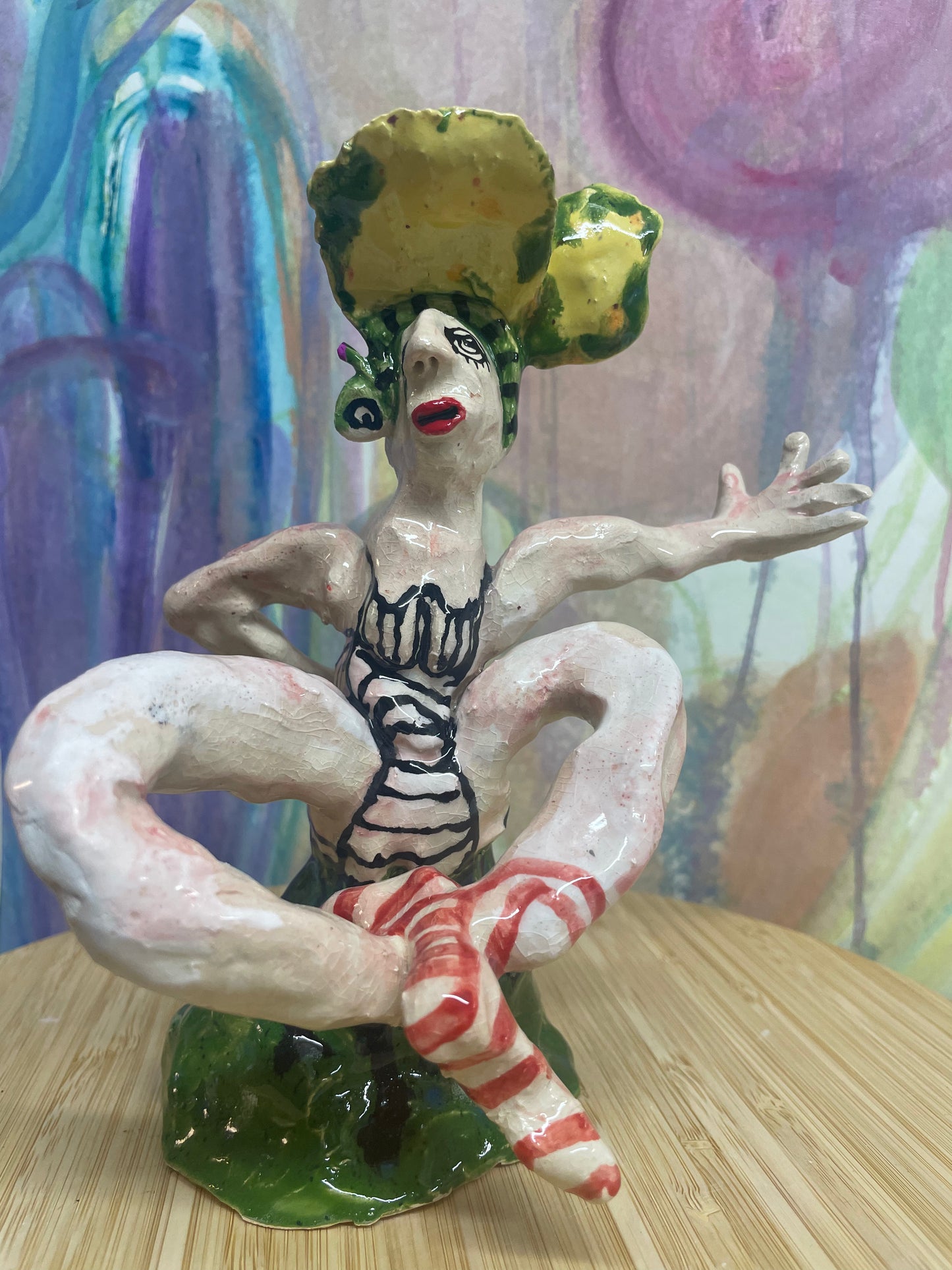 Keramik skulptur “ kvinde med dyr”