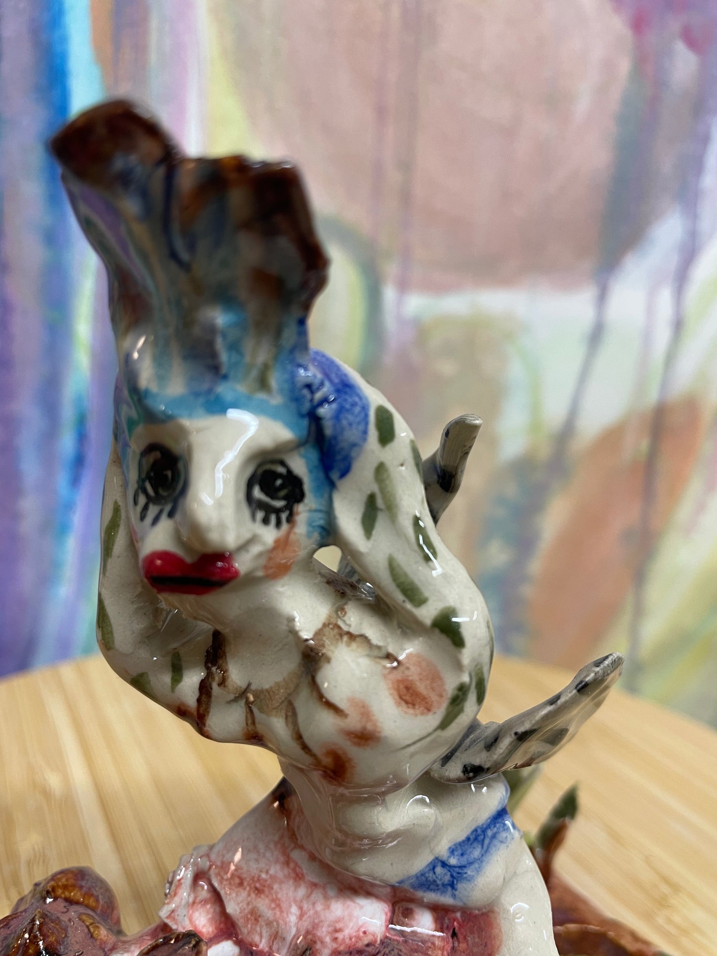 Keramik skulptur “ lytter ikke”